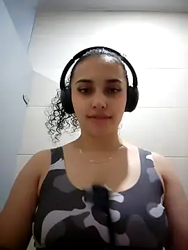 Lucy Marin online show from 12/03/24, 11:13