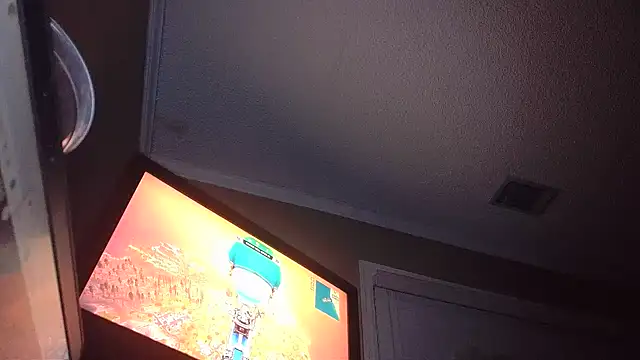 Snapshot of atlwebbie75 chatting on 03/14/26, 07:25 atlwebbie75 online show from 03/14/26, 07:25