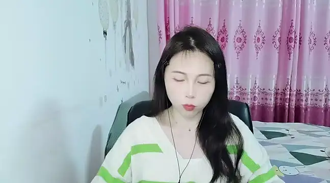 Sunset glow online show from 01/23/25, 01:45