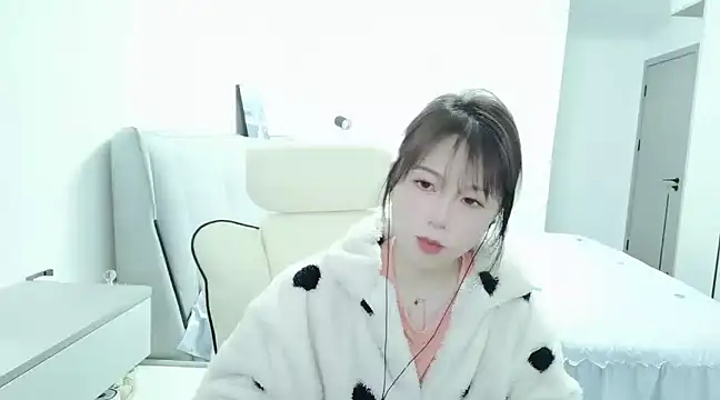 Sunset glow online show from 03/01/25, 07:08