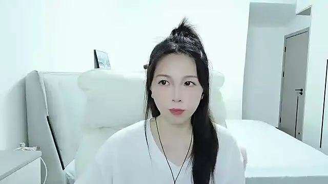 Sunset glow online show from 09/09/25, 02:16