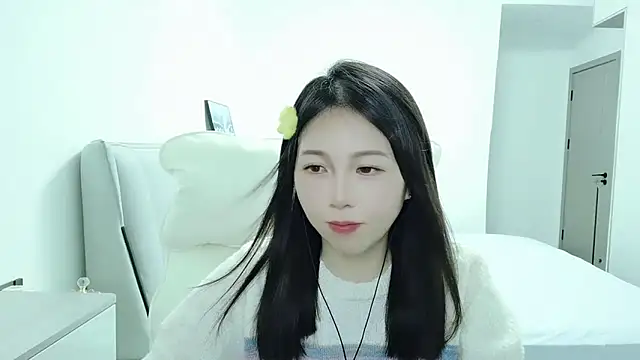 Sunset glow online show from 10/12/25, 09:19