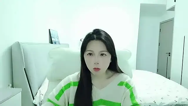 Sunset glow online show from 04/14/26, 02:01