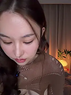 sphynx- - online show from 11/25/25, 02:17