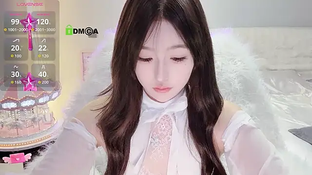 Happy Kitty online show from 11/20/25, 03:12