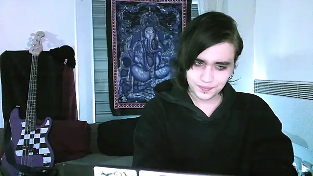 Snapshot of sademobeer chatting on 03/20/26, 12:26 sademobeer online show from 03/20/26, 12:26