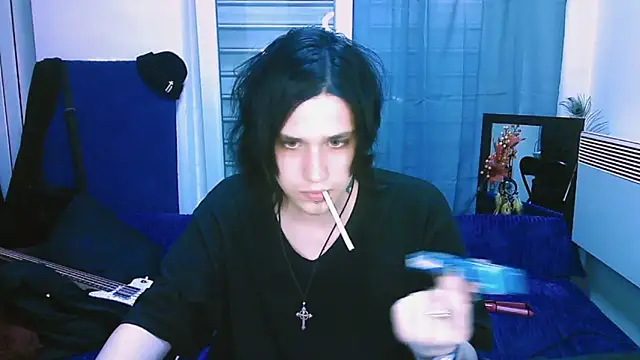 Snapshot of sademobeer chatting on 05/14/26, 02:35 sademobeer online show from 05/14/26, 02:35