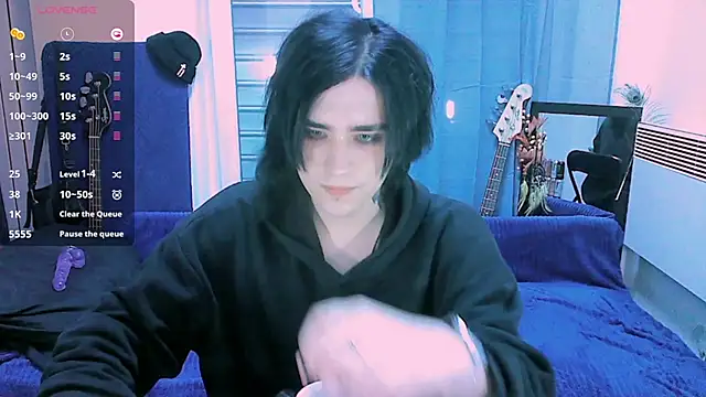 Snapshot of sademobeer chatting on 05/20/26, 06:58 sademobeer online show from 05/20/26, 06:58