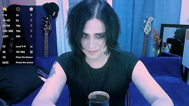 Snapshot of sademobeer chatting on 06/03/26, 11:32 sademobeer online show from 06/03/26, 11:32