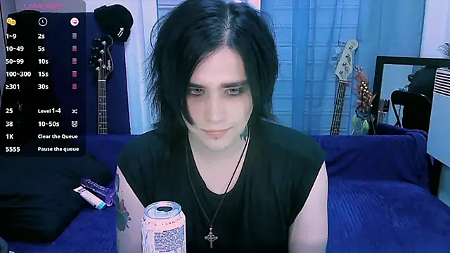 Snapshot of sademobeer chatting on 06/04/26, 01:06 sademobeer online show from 06/04/26, 01:06
