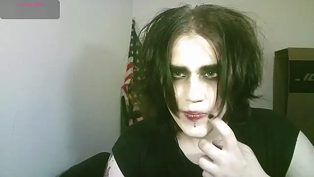Snapshot of sademobeer chatting on 07/15/26, 10:26 sademobeer online show from 07/15/26, 10:26