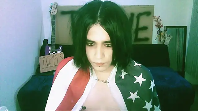 Snapshot of sademobeer chatting on 07/27/26, 12:06 sademobeer online show from 07/27/26, 12:06