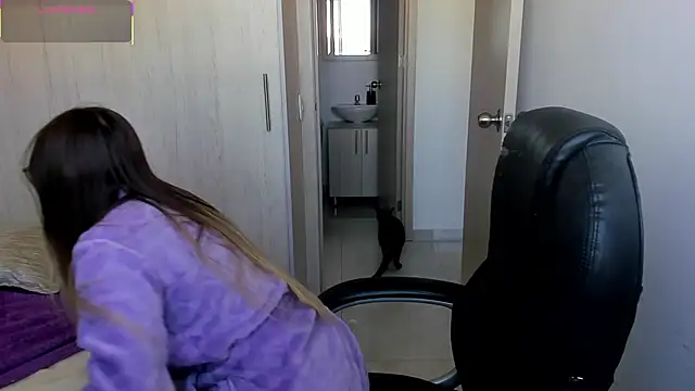 Snapshot of StacyConner chatting on 03/20/26, 08:03 StacyConner online show from 03/20/26, 08:03