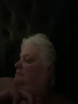 Snapshot of sexychazza16 chatting on 09/15/25, 11:05 sexychazza16 online show from 09/15/25, 11:05