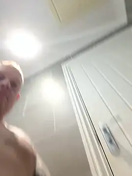 Snapshot of Dannyboy1430 chatting on 10/24/25, 06:48 Dannyboy1430 online show from 10/24/25, 06:48