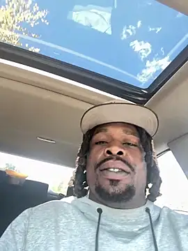 Snapshot of TyAthletic chatting on 03/17/26, 05:27 TyAthletic online show from 03/17/26, 05:27