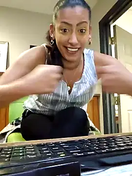 Nikkierosee online show from 02/21/25, 07:45