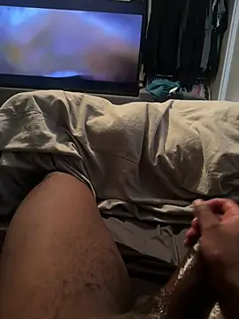 Snapshot of chocolatelongstrokes chatting on 03/06/26, 12:01 chocolatelongstrokes online show from 03/06/26, 12:01