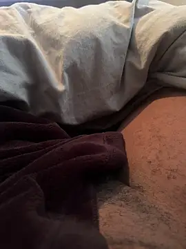 Snapshot of chocolatelongstrokes chatting on 03/13/26, 01:18 chocolatelongstrokes online show from 03/13/26, 01:18