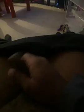 Snapshot of chocolatelongstrokes chatting on 03/27/26, 10:42 chocolatelongstrokes online show from 03/27/26, 10:42