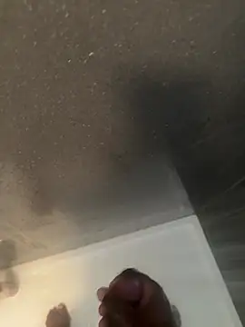 Snapshot of chocolatelongstrokes chatting on 04/15/26, 04:14 chocolatelongstrokes online show from 04/15/26, 04:14