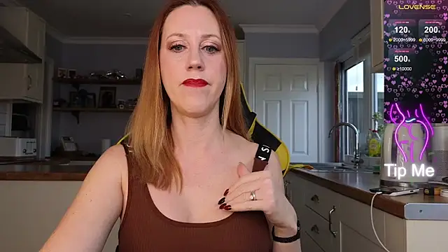 stripmequick online show from 02/04/25, 02:53