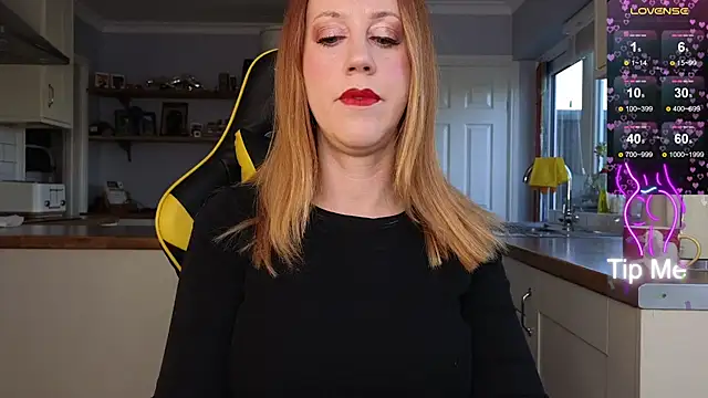 stripmequick online show from 02/05/25, 10:41