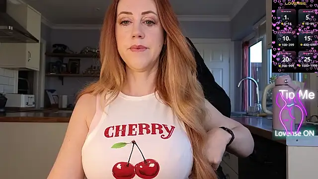 Snapshot of stripmequick chatting on 03/18/26, 10:18 stripmequick online show from 03/18/26, 10:18