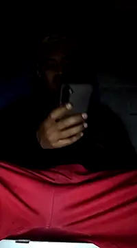 Snapshot of AlexAlejandro13 chatting on 02/12/25, 05:05 AlexAlejandro13 online show from 02/12/25, 05:05