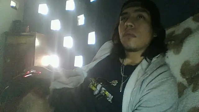 AlexAlejandro13 online show from 01/07/26, 09:28