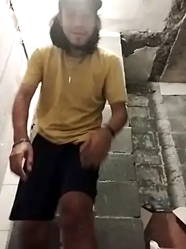 AlexAlejandro13 online show from 04/05/26, 01:47