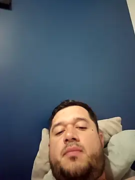 Snapshot of DiegoDuke chatting on 12/23/25, 01:47 DiegoDuke online show from 12/23/25, 01:47