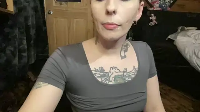 Snapshot of TeenyDoll chatting on 04/16/26, 02:12 TeenyDoll online show from 04/16/26, 02:12