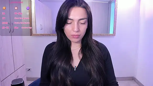 Snapshot of EricaVanderhill chatting on 01/31/26, 08:40 EricaVanderhill online show from 01/31/26, 08:40