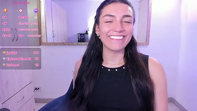 Snapshot of EricaVanderhill chatting on 02/03/26, 06:22 EricaVanderhill online show from 02/03/26, 06:22