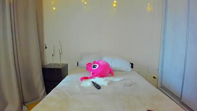 Bella Foryou online show from 01/21/25, 03:37