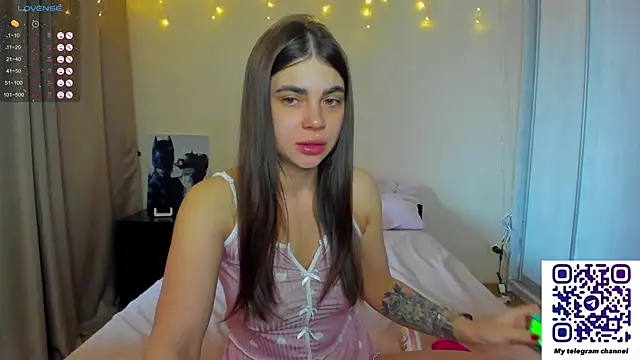 Bella Foryou online show from 03/10/25, 02:06