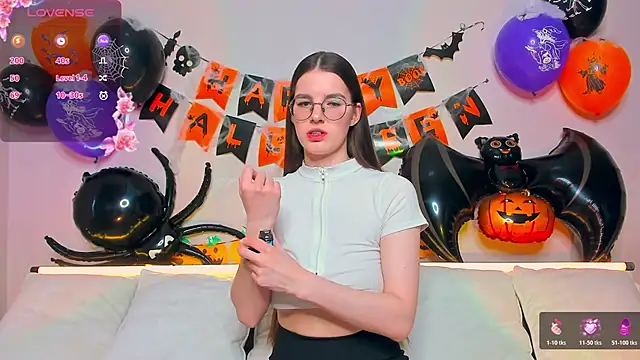 AriellaTesk online show from 10/30/25, 03:30