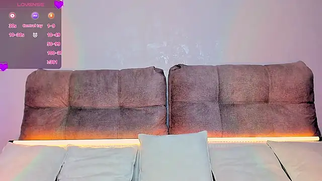 Snapshot of AriellaTesk chatting on 04/04/26, 03:16 AriellaTesk online show from 04/04/26, 03:16