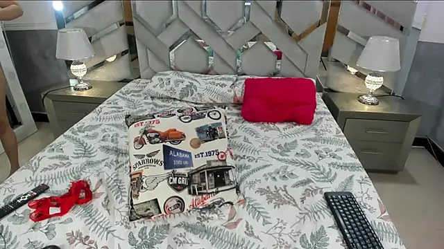 Snapshot of alexandra_fire69x chatting on 02/28/25, 04:43 alexandra fire69x online show from 02/28/25, 04:43