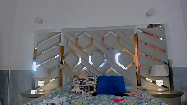 Snapshot of alexandra_fire69x chatting on 03/25/26, 02:45 alexandra fire69x online show from 03/25/26, 02:45