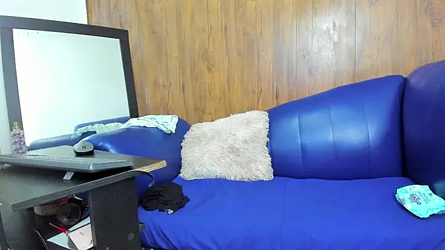 Snapshot of Mature_Skinny chatting on 02/11/25, 12:16 Mature Skinny online show from 02/11/25, 12:16