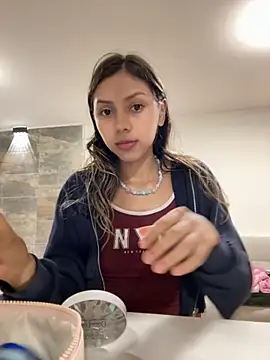 Snapshot of Sensualtease chatting on 11/11/25, 05:24 Sensualtease online show from 11/11/25, 05:24