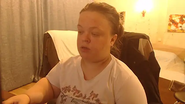 Snapshot of Janiffer_MiMi chatting on 12/06/24, 01:40 Janiffer MiMi online show from 12/06/24, 01:40