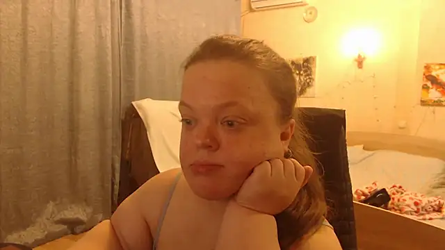 Snapshot of Janiffer_MiMi chatting on 12/07/24, 01:25 Janiffer MiMi online show from 12/07/24, 01:25