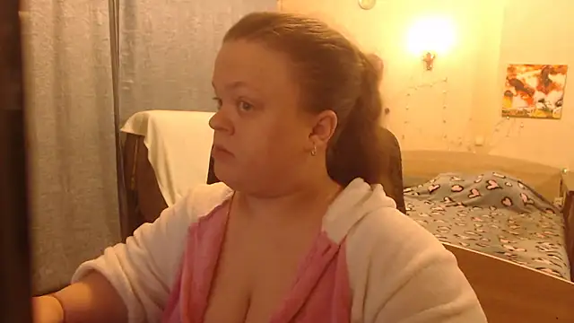 Snapshot of Janiffer_MiMi chatting on 12/29/24, 07:00 Janiffer MiMi online show from 12/29/24, 07:00