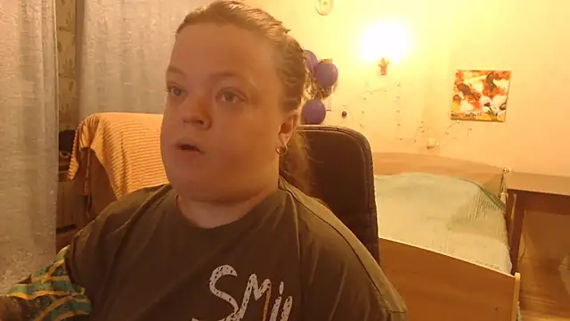 Snapshot of Janiffer_MiMi chatting on 01/04/25, 07:44 Janiffer MiMi online show from 01/04/25, 07:44