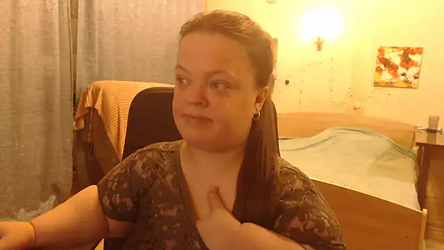 Snapshot of Janiffer_MiMi chatting on 01/06/25, 10:15 Janiffer MiMi online show from 01/06/25, 10:15