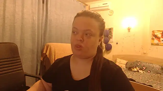 Snapshot of Janiffer_MiMi chatting on 01/12/25, 01:11 Janiffer MiMi online show from 01/12/25, 01:11