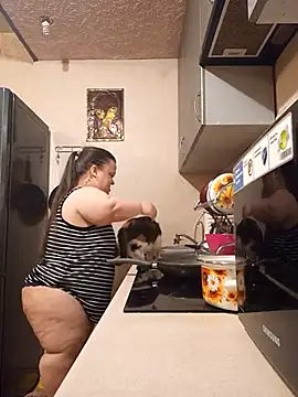 Snapshot of Janiffer_MiMi chatting on 03/20/25, 01:02 Janiffer MiMi online show from 03/20/25, 01:02